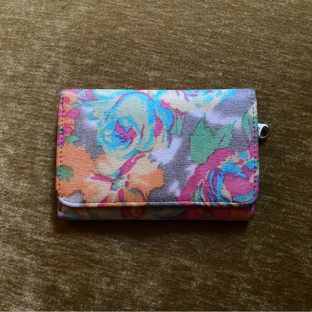 Hobo Jill Trifold Wallet • Neon Floral